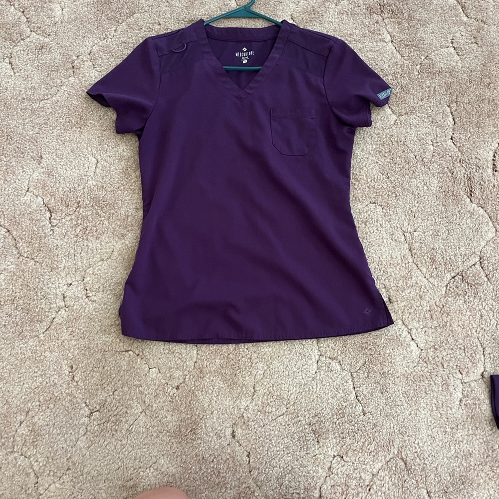 Med Couture Deep Purple V-Neck Scrub set